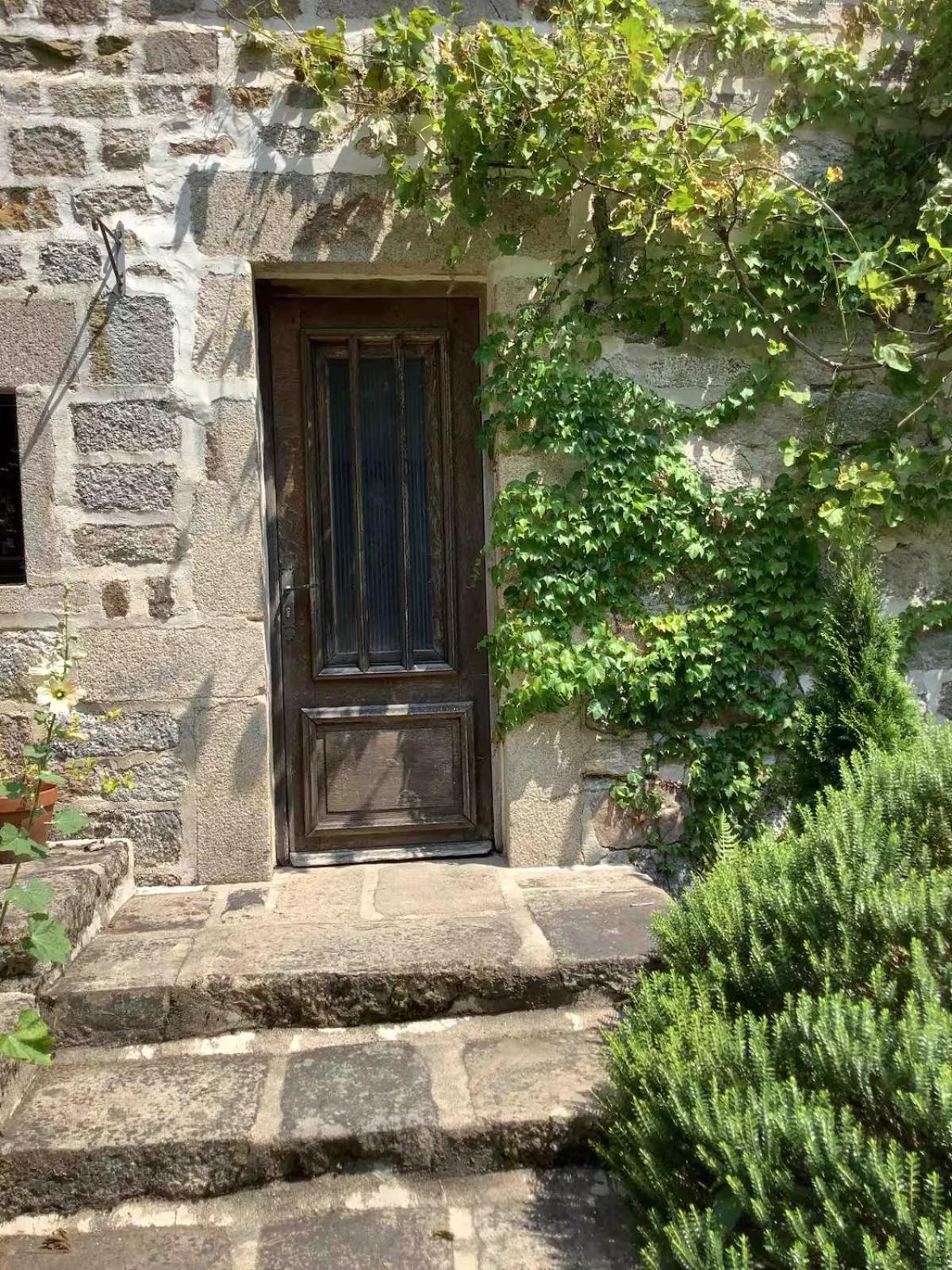 Ferienwohnung Castle Terrace Faux-la-Montagne Exterior foto